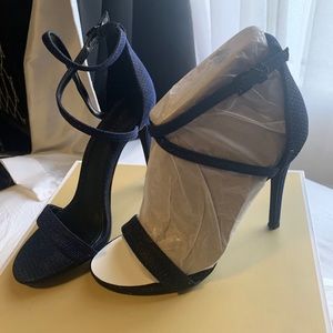 Michael's Michael Kors Antonia sandals. Size 6.5M